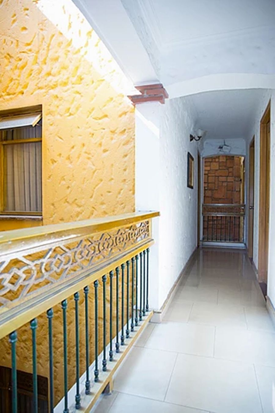 Ayenda 1223 Porton De La 10 Hotel Medellín Buitenkant foto
